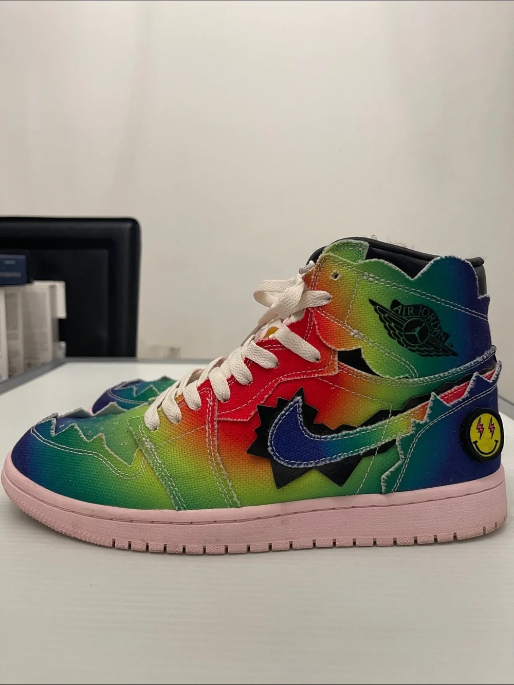 NIKE AIR JORDAN 1 RETRO HIGH OG J BALVIN TIE DYE MULTICOLOR SNEAKERS MENS SIZE 9